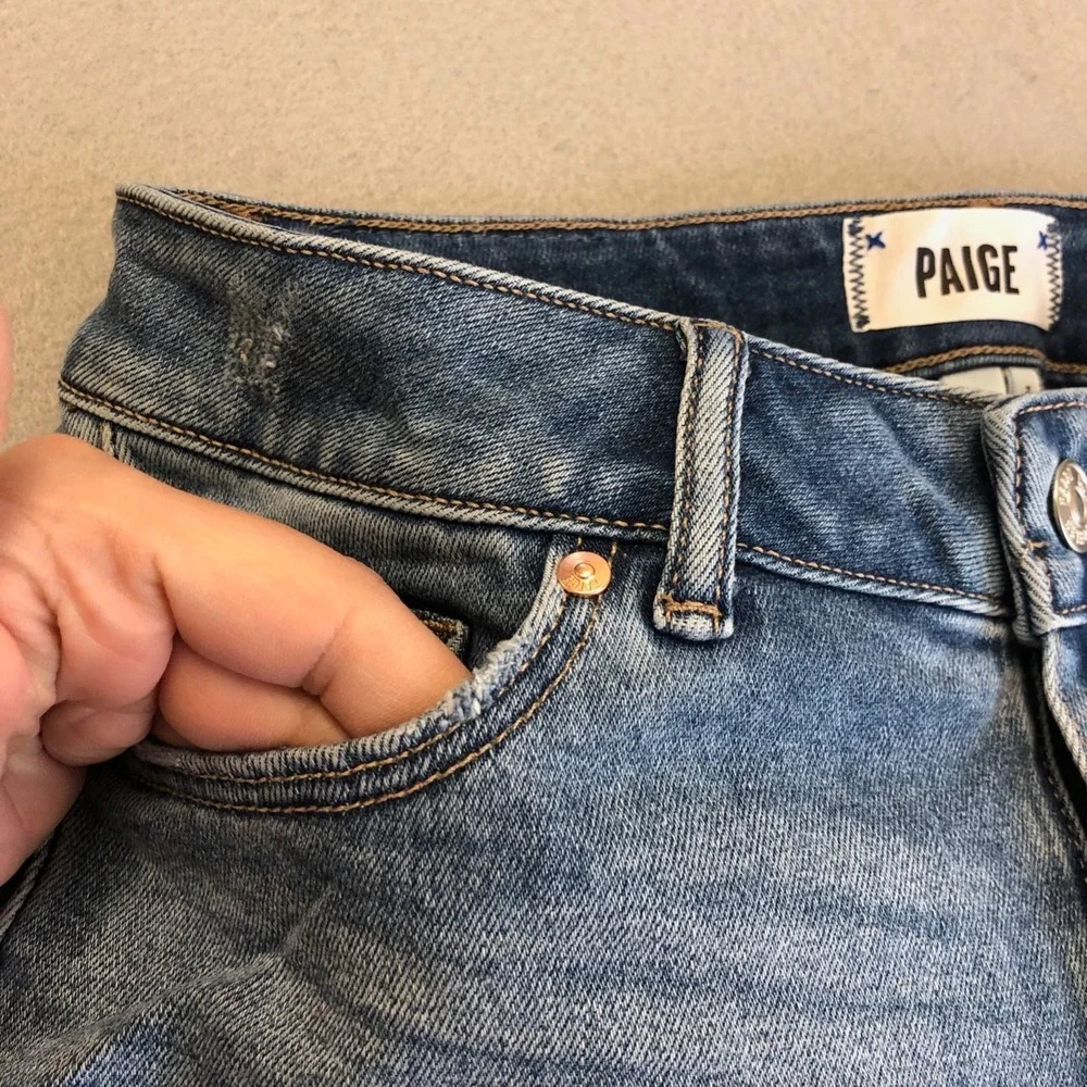 Paige Jax Knee Shorts Womens 26 2 Blue Denim Stretch Distressed Mid Rise‎